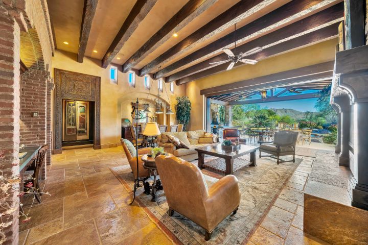 Family Room + Theatre Entrance (Small)