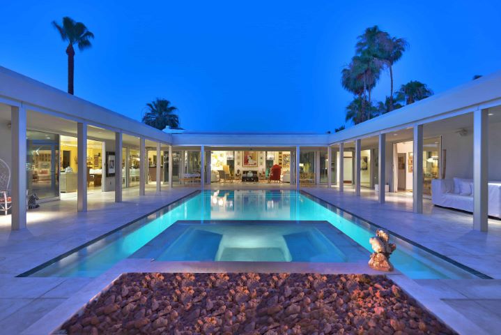 Tamarisk_courtyard_1 (Small)